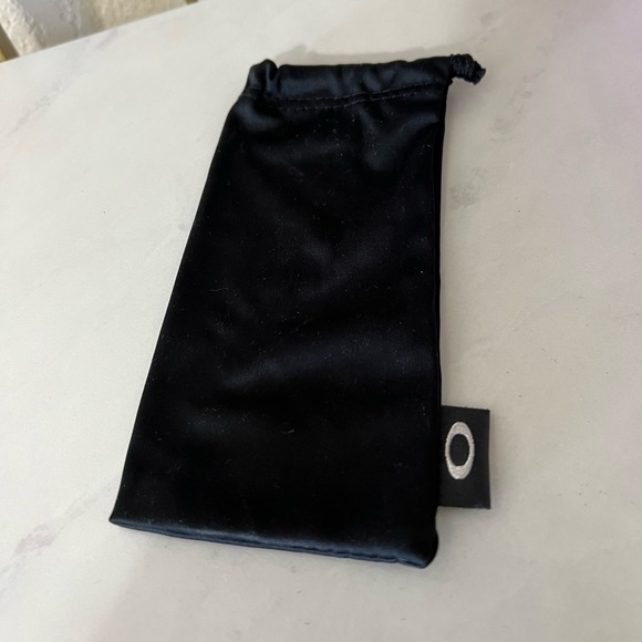 Oakley Other - Oakley Sunglasses Soft Drawstring Pouch
